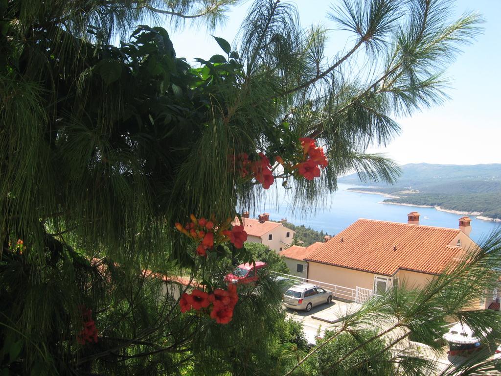 Apartments Silmare Rabac Εξωτερικό φωτογραφία